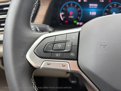 New 2026 Volkswagen Atlas SE image 18