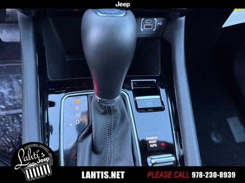 New 2026 Jeep Compass Limited image 39