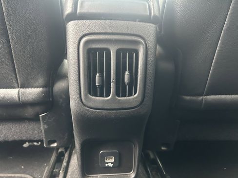 Used 2020 Jeep Compass Latitude image 27