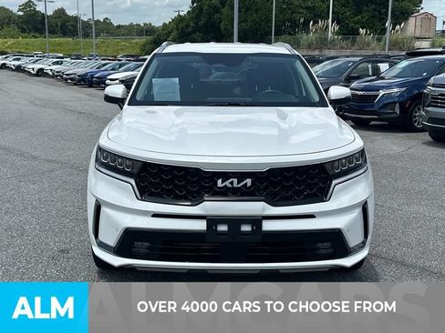 Used 2023 Kia Sorento EX AWD/4WD image 2