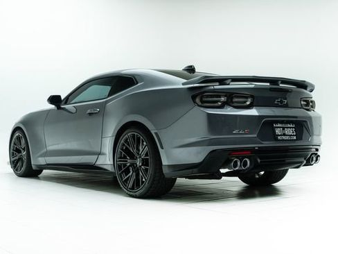 Used 2021 Chevrolet Camaro ZL1 image 18