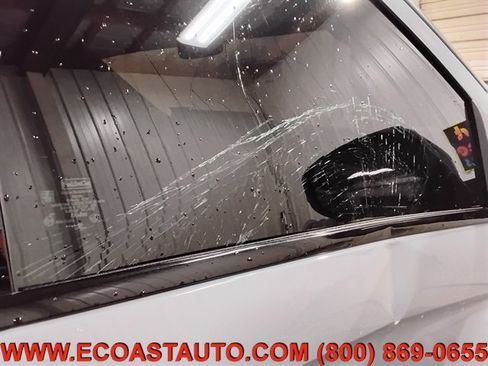 Used 2025 Ford Expedition Max Platinum w/ Stealth Appearance Package AWD/4WD image 18