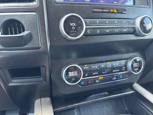 Used 2021 Ford Expedition Max Limited RWD image 9