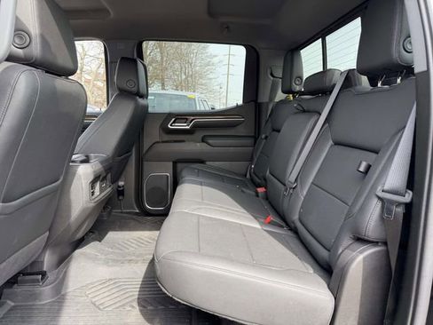 Certified 2022 Chevrolet Silverado 1500 LT Trail Boss w/ Convenience Package II image 13