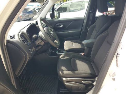 Used 2023 Jeep Renegade Altitude AWD/4WD image 48