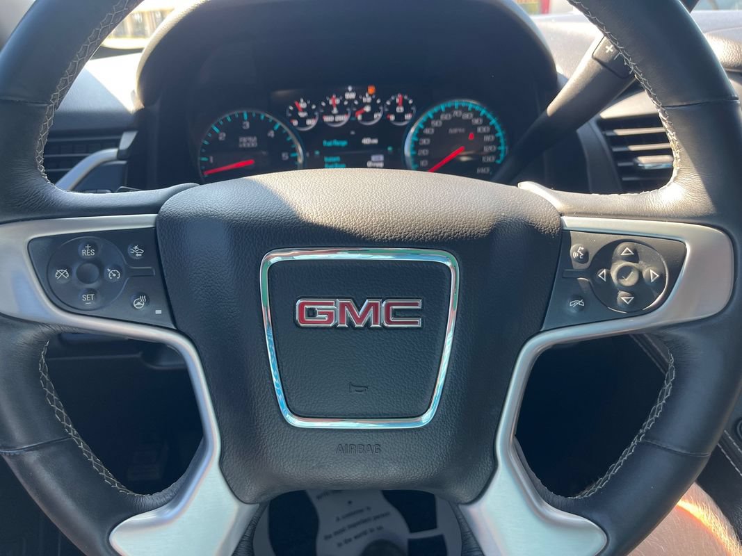 Used 2017 GMC Yukon SLT w/ Open Road Package AWD/4WD image 32