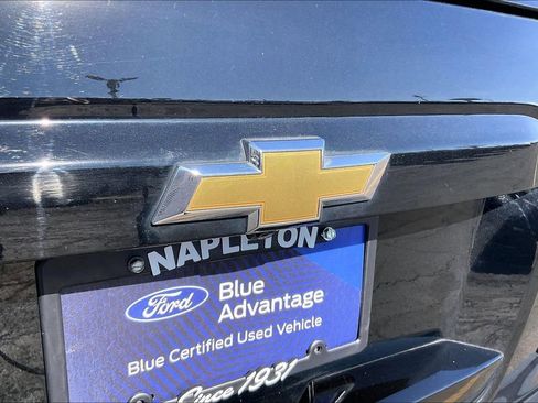 Used 2018 Chevrolet Tahoe LT w/ LT Signature Package image 7