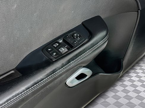 Used 2016 Dodge Challenger SXT image 24