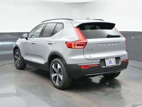 New 2026 Volvo XC40 B5 Plus w/ Protection Package Premier AWD/4WD image 8