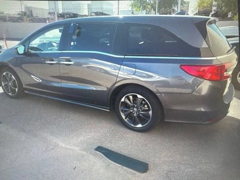 Used 2023 Honda Odyssey Elite image 19