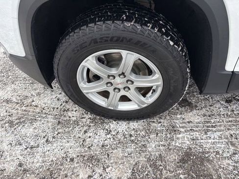 Used 2019 GMC Acadia SLE image 46