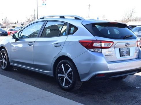 Used 2019 Subaru Impreza 2.0i Premium w/ Eyesight & BSD/Rcta & SRF AWD/4WD image 9