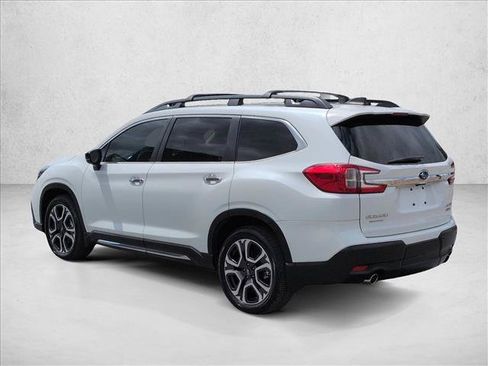 Used 2024 Subaru Ascent Touring AWD/4WD image 6