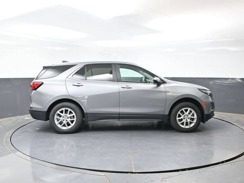 Used 2024 Chevrolet Equinox LT AWD/4WD image 4