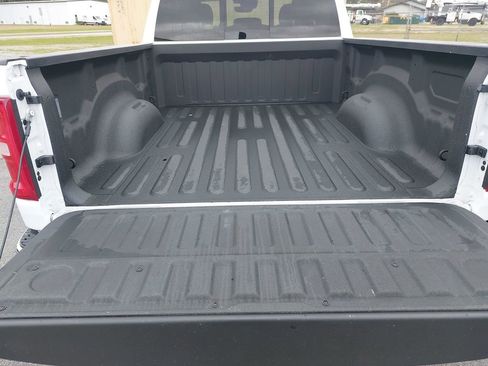 Used 2025 RAM 1500 Big Horn RWD image 11