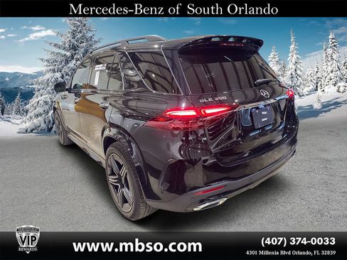 Used 2025 Mercedes-Benz GLE 350 4MATIC w/ AMG Line Exterior image 16