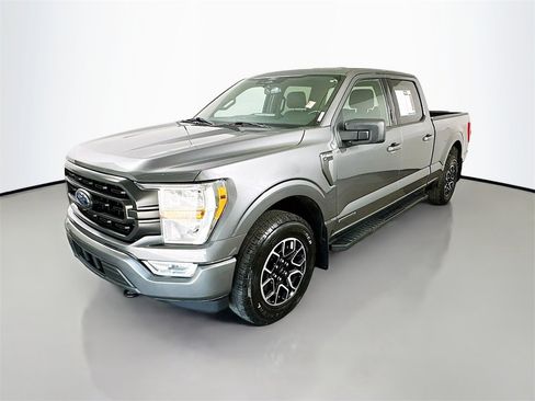Used 2022 Ford F150 XLT w/ Equipment Group 301A Mid image 3