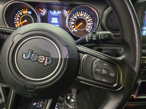Used 2023 Jeep Wrangler Unlimited Sport AWD/4WD image 19