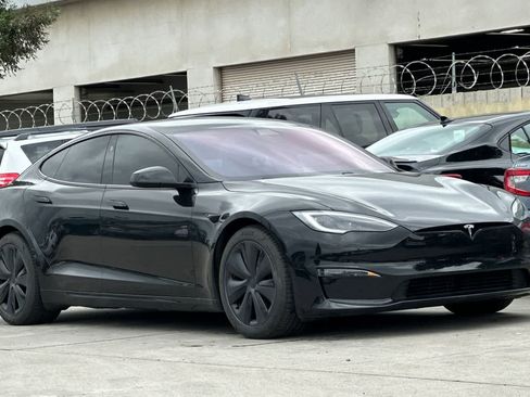 Used 2022 Tesla Model S Plaid AWD/4WD image 10