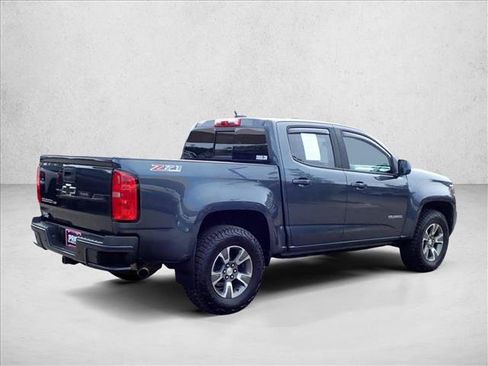 Used 2019 Chevrolet Colorado Z71 AWD/4WD image 4