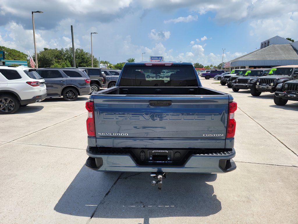 Used 2024 Chevrolet Silverado 1500 Custom RWD image 4