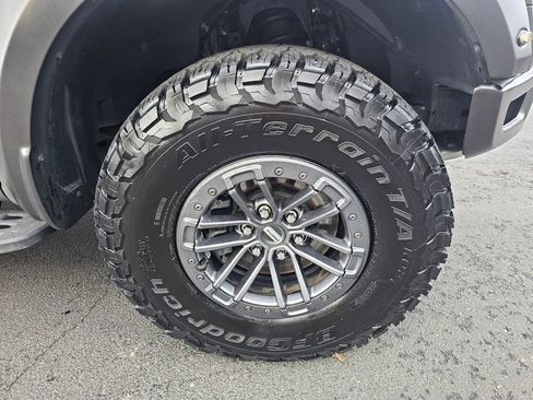 Used 2020 Ford F150 Raptor w/ Equipment Group 802A Luxury image 9