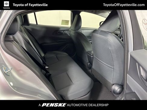 New 2026 Toyota Prius LE image 12