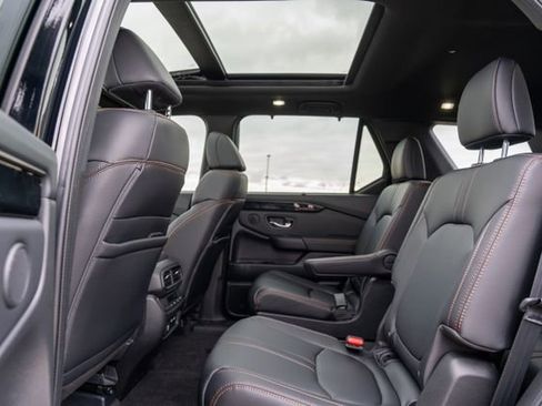 New 2025 Honda Pilot TrailSport image 14