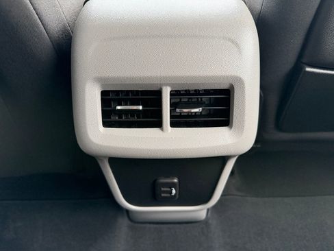 Used 2022 GMC Terrain SLE w/ Driver Convenience Package AWD/4WD image 27