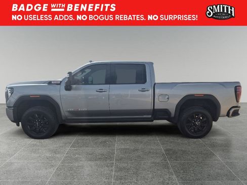 Used 2025 GMC Sierra 2500 AT4 w/ Max Trailering Package image 7
