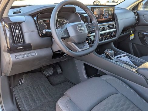 New 2026 Nissan Pathfinder SV image 17