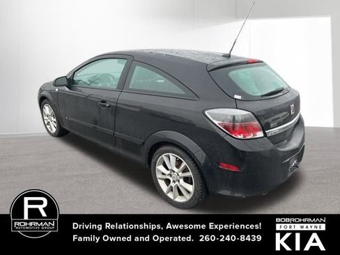Used 2008 Saturn Astra XR w/ Premium Trim Package image 3