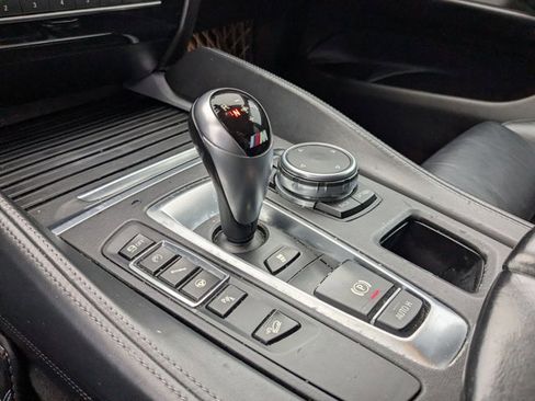 Used 2015 BMW X6 M image 11