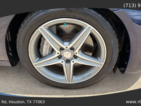 Used 2017 Mercedes-Benz E 300 image 11