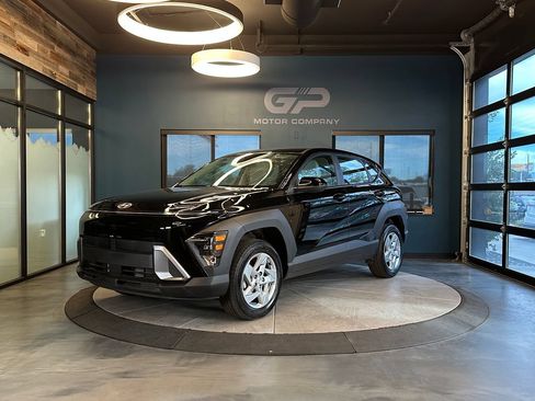 Used 2026 Hyundai Kona SE AWD/4WD image 7
