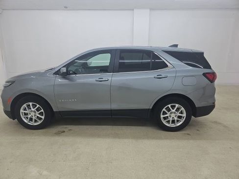 Used 2024 Chevrolet Equinox LT w/ LPO, Floor Liner Package FWD image 22