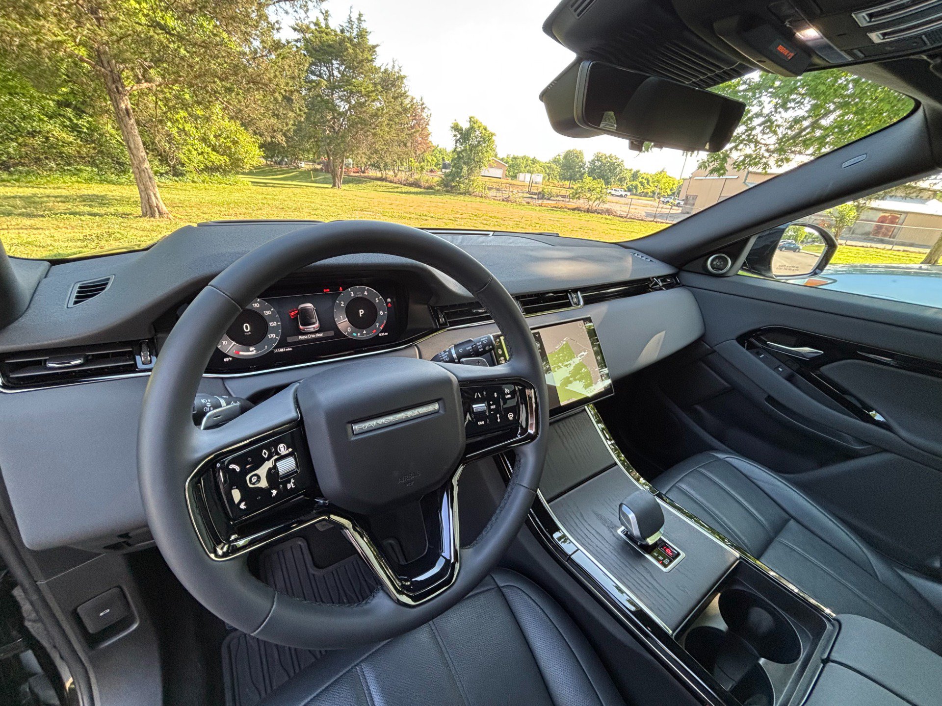 Used 2025 Land Rover Range Rover Evoque S AWD/4WD image 22