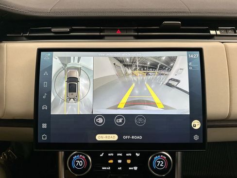 Used 2023 Land Rover Range Rover SE image 28