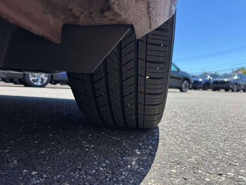 Used 2017 Honda Accord EX-L image 13
