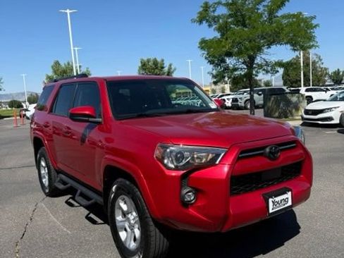 Used 2023 Toyota 4Runner SR5 AWD/4WD image 4