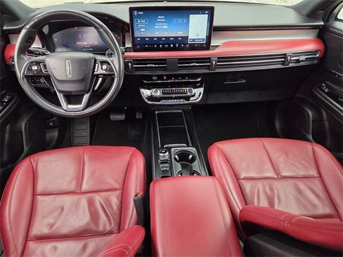 Used 2023 Lincoln Corsair Reserve w/ Equipment Group 201A image 16