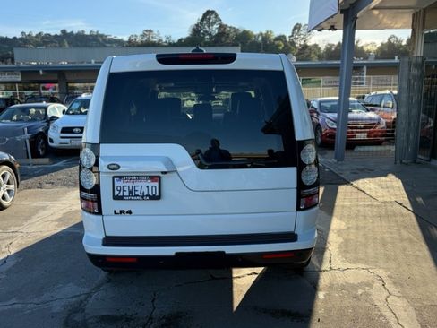 Used 2014 Land Rover LR4 HSE LUX image 4