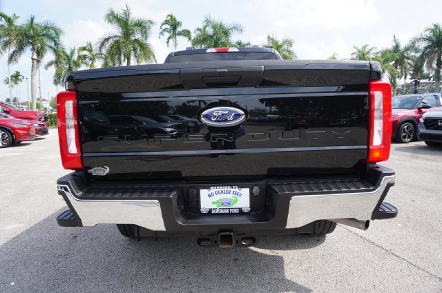 Used 2025 Ford F250 XLT w/ FX4 Off-Road Package AWD/4WD image 38