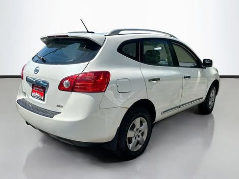 Used 2014 Nissan Rogue S w/ Convenience Package AWD/4WD image 6