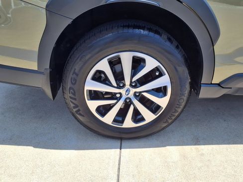 Certified 2024 Subaru Outback Premium AWD/4WD image 26