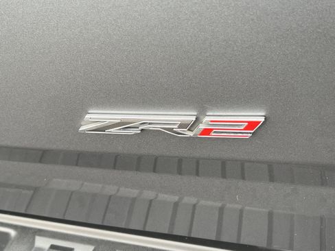 Used 2022 Chevrolet Colorado ZR2 image 9