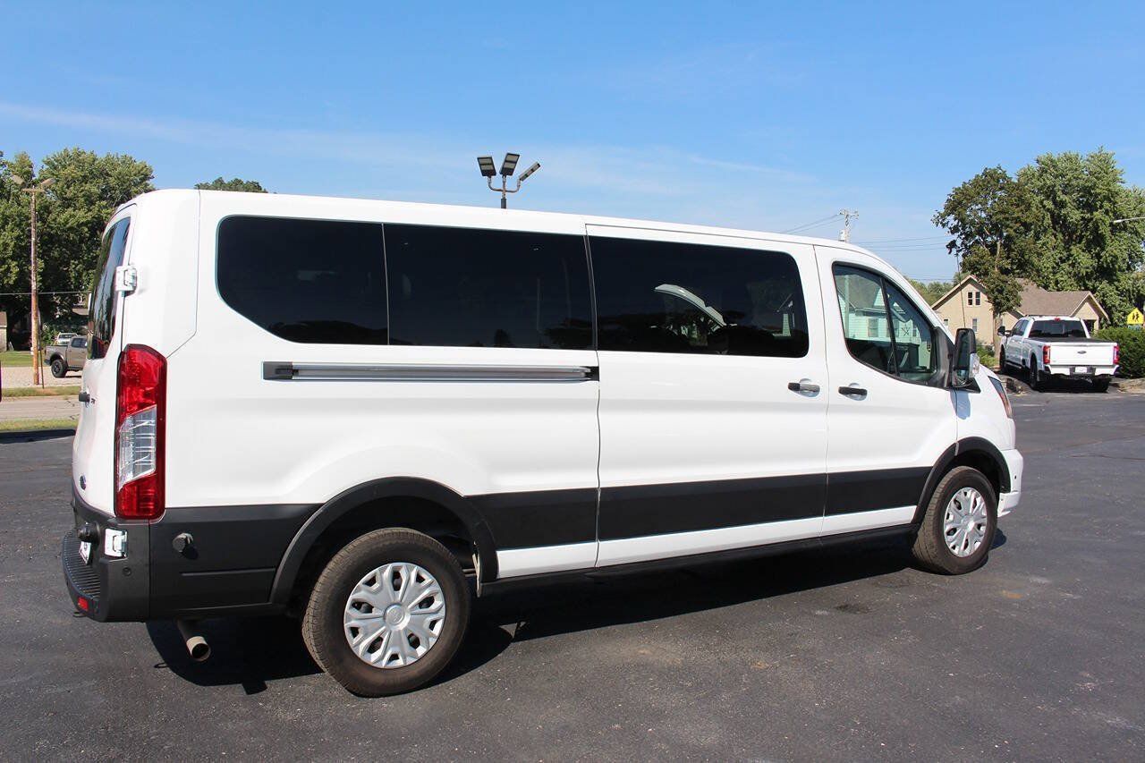 Used 2024 Ford Transit 350 XLT RWD image 4