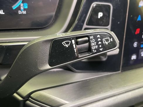 Certified 2025 Porsche Cayenne GTS AWD/4WD image 42
