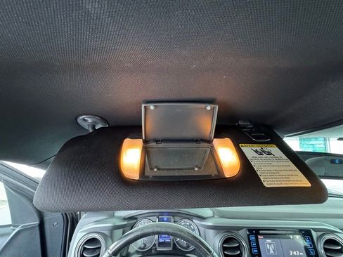 Used 2016 Toyota Tacoma TRD Sport w/ Towing Package RWD image 37