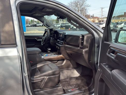 Certified 2023 Chevrolet Silverado 1500 RST AWD/4WD image 9